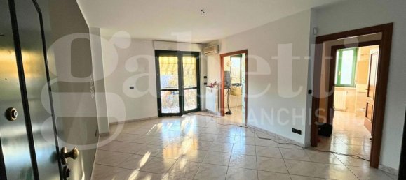 3 rooms Apartment in Nichelino, Italy No. 234436 11