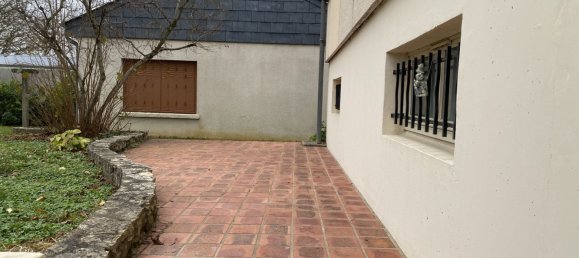 Casa de 3 dormitorios en Bourges, France No. 39558 8