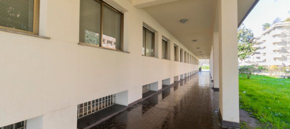 Oficina en Gorgonzola, Italy 1027 m² No. 12672 4