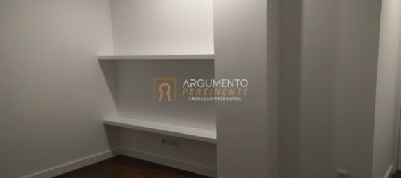 Квартира с 4 спальнями в Порту, Португалия № 78893 28