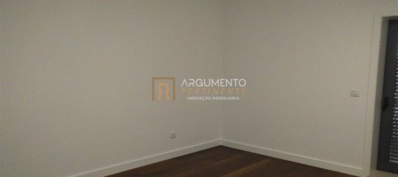 Квартира с 4 спальнями в Порту, Португалия № 78893 6