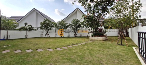 Дом 250м² в Паттайя, Таиланд № 59255 2