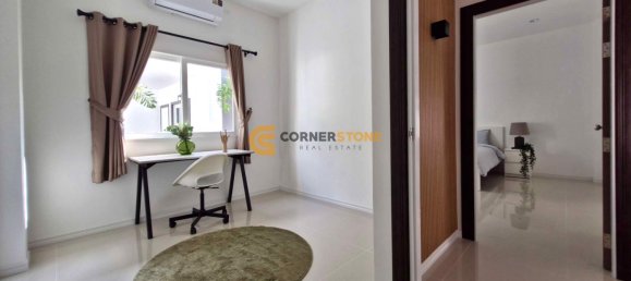 Дом 250м² в Паттайя, Таиланд № 59255 3