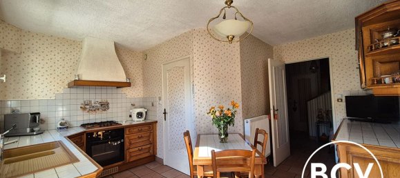 4 bedrooms House in Chartres, France No. 232520 6