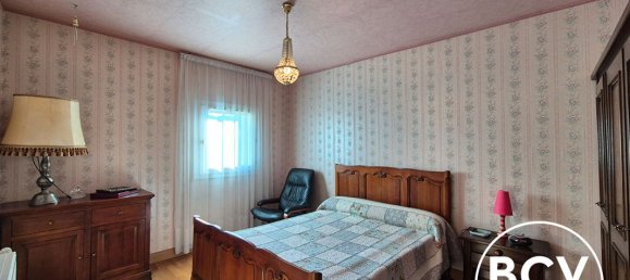 4 bedrooms House in Chartres, France No. 232520 13