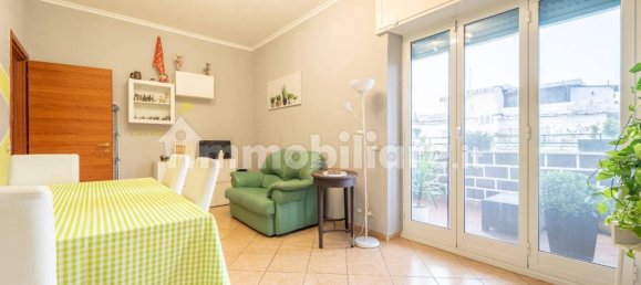 2 Schlafzimmer Wohnung in Rome, Italy, Nr. 24587 8