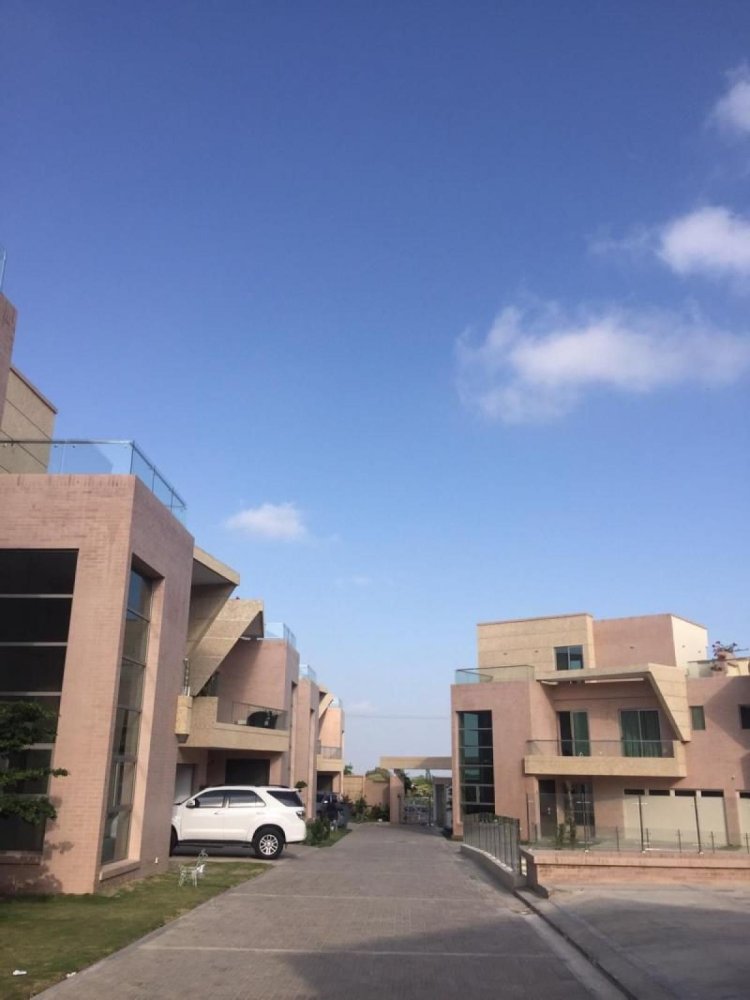 4 bedrooms House in Atlantico, Colombia No. 8642