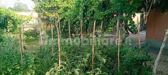 2 bedrooms House in Ferrara, Italy No. 284504 26