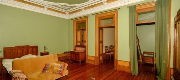 8 bedrooms Castles in Vila Nova de Gaia, Portugal No. 51014 3