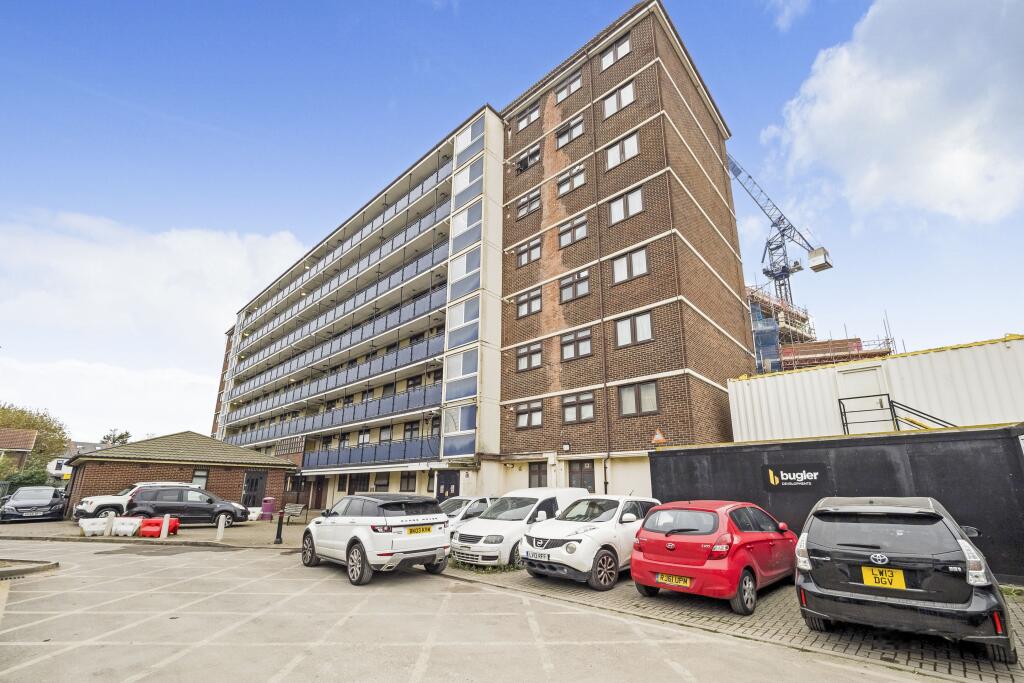 Квартира с 2 спальнями в Лондон, Великобритания № 11460