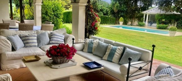 8 bedrooms Villa in Mijas, Spain No. 142360 2