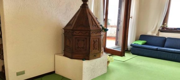 6 rooms Penthouse in Lesa, Italy No. 17390 17