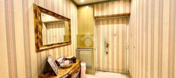 3 bedrooms Penthouse in Rome, Italy No. 309593 4