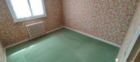 3 bedrooms House in Luisant, France No. 302189 11