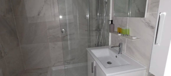 Apartamento de 3 dormitorios en Nicosia, Cyprus No. 26082 3