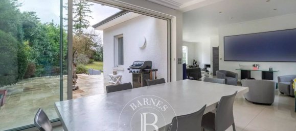 5 Schlafzimmer Schlösser in Versailles, France, Nr. 177875 28