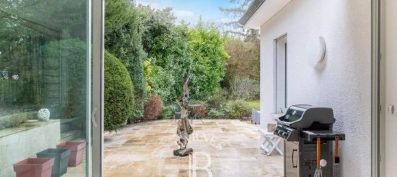 5 Schlafzimmer Schlösser in Versailles, France, Nr. 177875 30