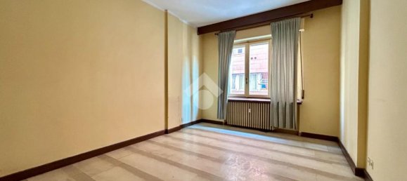 3 bedrooms Apartment in Asti, Italy No. 305713 3