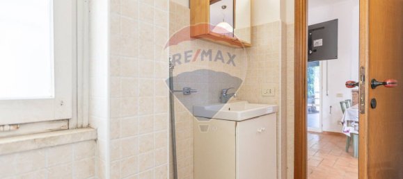 Дом с 5 спальнями в Фьюмичино, Италия № 352686 12