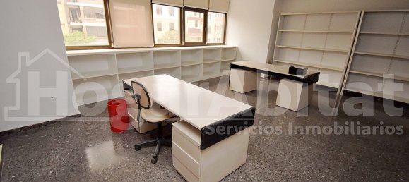 139m² Office in Castellon de la Plana, Spain No. 106108 2