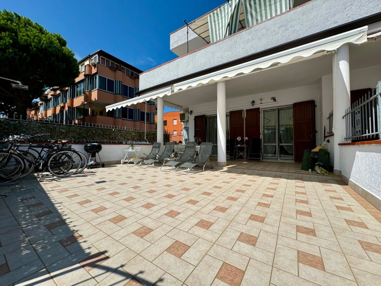 3 rooms Apartment in Comacchio, Italy No. 293226