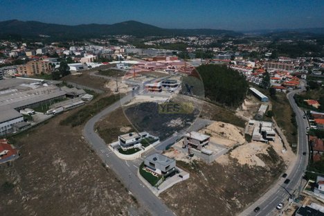 517m² Land in Lousada, Portugal No. 62437