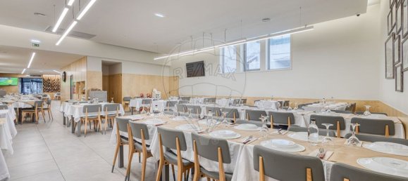 Gewerbliche Immobilie in Matosinhos, Portugal 400m², Nr. 44091 11