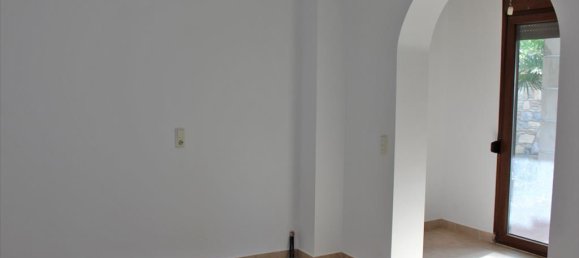 5 bedrooms Villa in Pieria, Greece No. 4451 9