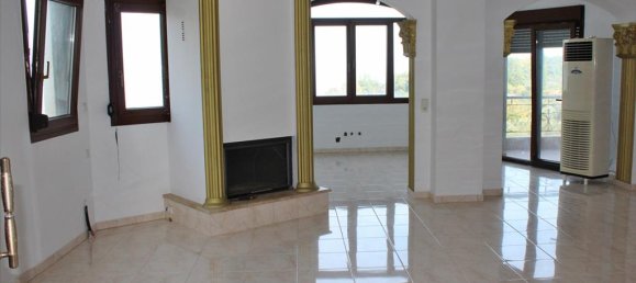 5 bedrooms Villa in Pieria, Greece No. 4451 8