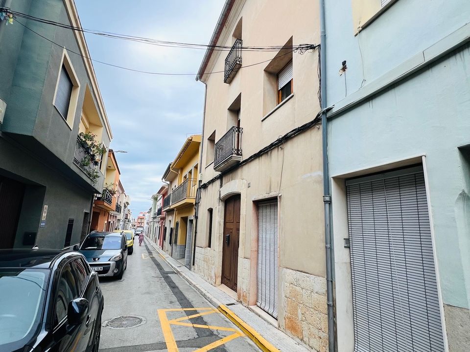 4 bedrooms Townhouse in Pedreguer, Spain No. 256551