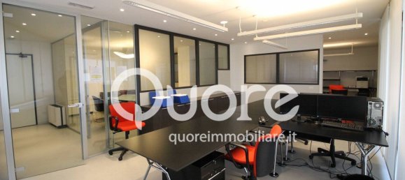 Escritório em Udine, Italy 200 m² N.º 85650 2