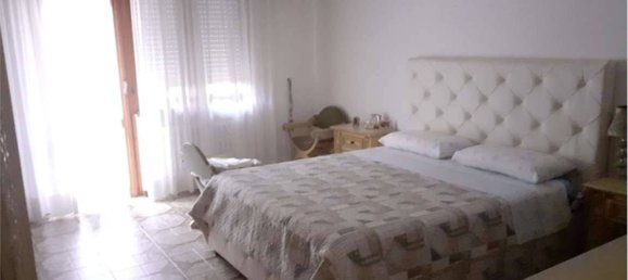 Apartamento de 2 dormitorios en Roseto degli Abruzzi, Italy No. 95370 6
