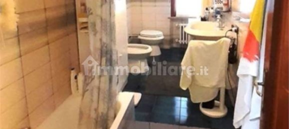 Apartamento de 2 dormitorios en Roseto degli Abruzzi, Italy No. 95370 3