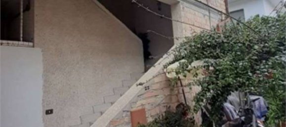 Apartamento de 2 dormitorios en Roseto degli Abruzzi, Italy No. 95370 2