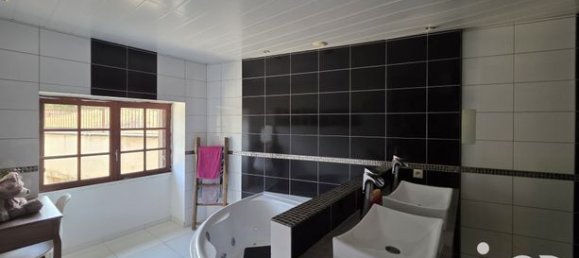 Moradia em banda T2 em Charente, France N.º 313795 12