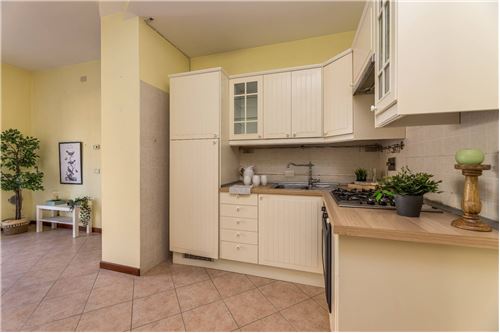 1 bedroom Apartment in Rome, Italy No. 275976