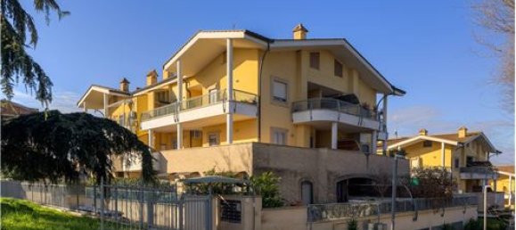 1 bedroom Apartment in Rome, Italy No. 275976 21