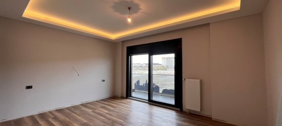 Villa 7+2 in Istanbul, Turkey No. 25813 6