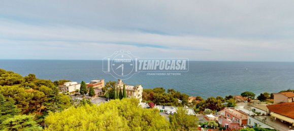 Villa de 5 divisões em Andora, Italy N.º 283660 16