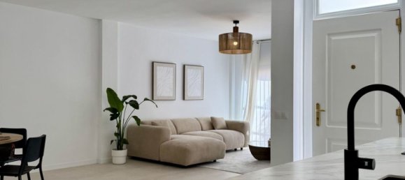 Apartamento de 2 dormitorios en Marbella, Spain No. 49502 4