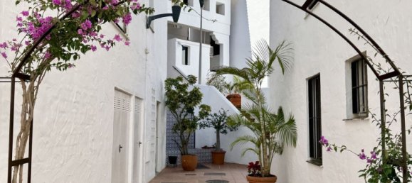 Apartamento de 2 dormitorios en Marbella, Spain No. 49502 31