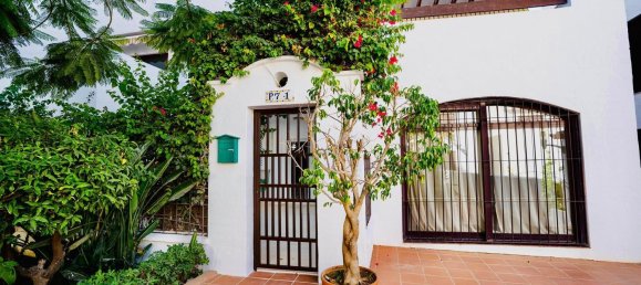 Apartamento de 2 dormitorios en Marbella, Spain No. 49502 33