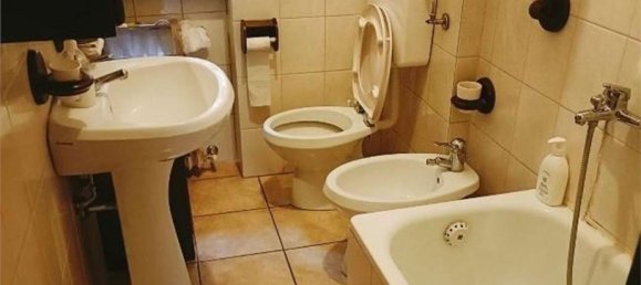 5 bedrooms Apartment in Varese, Italy No. 359537 10