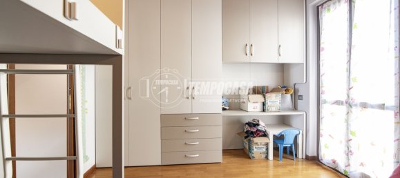 3غرفة منزل في Pozzo d'Adda, Italy رقم 275873 2