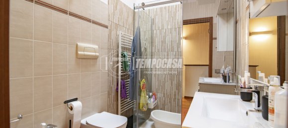 3غرفة منزل في Pozzo d'Adda, Italy رقم 275873 3