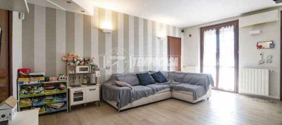 3غرفة منزل في Pozzo d'Adda, Italy رقم 275873 22