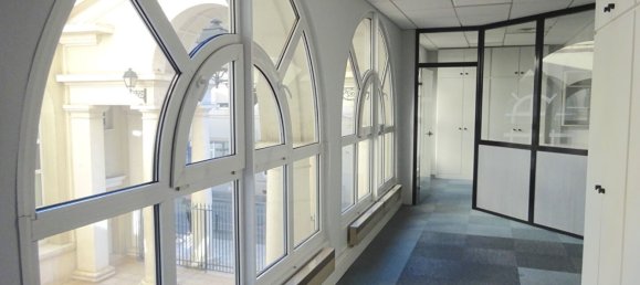 400m² Office in Mulhouse, France No. 62156 13