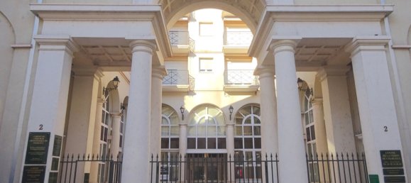 400m² Office in Mulhouse, France No. 62156 10