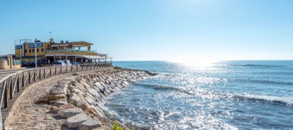 Adosado de 2 dormitorios en Alicante, Spain No. 174673 32