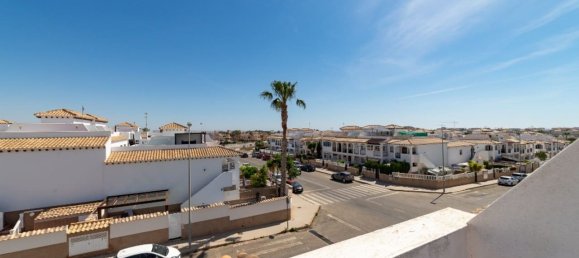 Adosado de 2 dormitorios en Alicante, Spain No. 174673 23